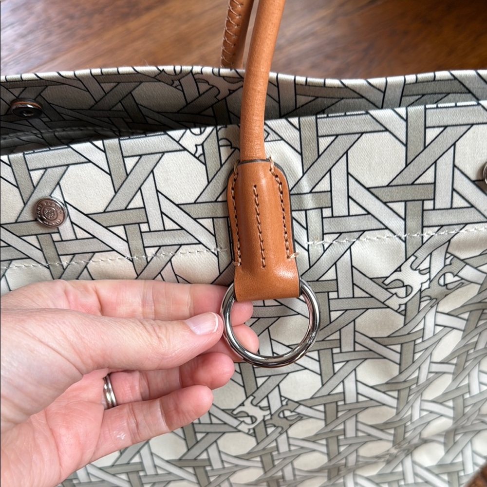 Tory Burch Basket Weave Canvas Tote NWT - Picture 6 of 13